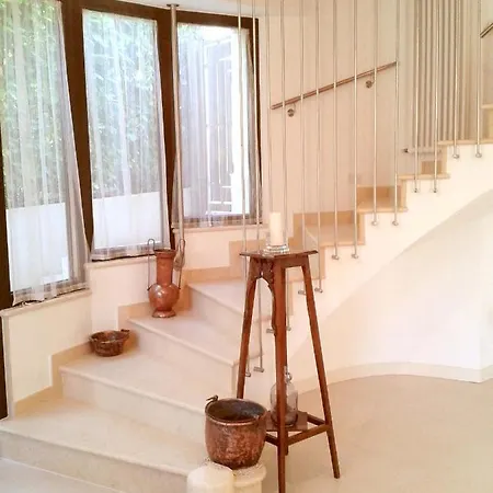 Casa Elisa Πανσιόν *
